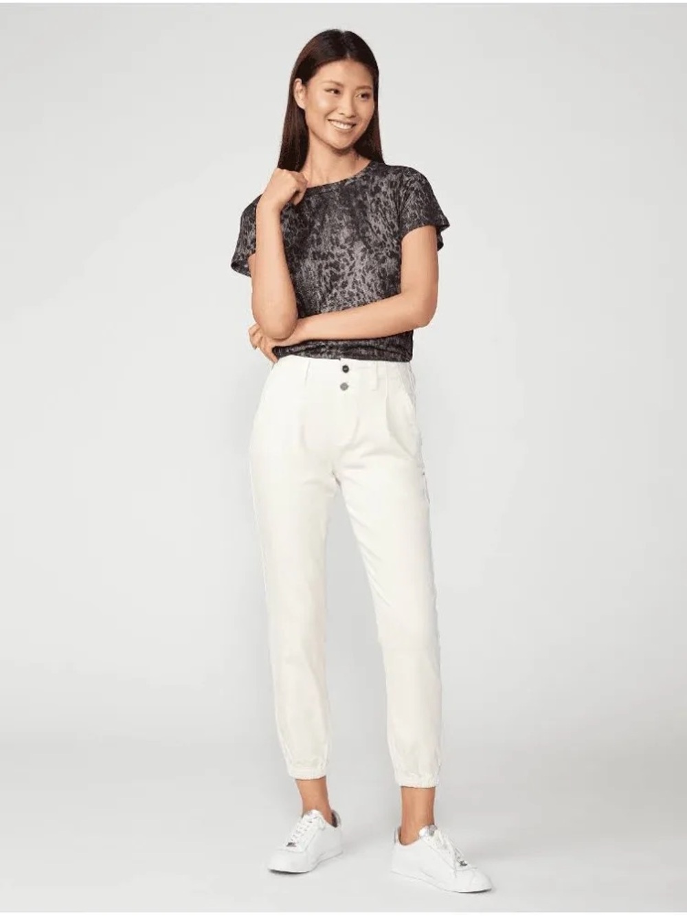 PAIGE Pleated Mayslie Double Button Twill Joggers in Quartz Sand Cream Size 23